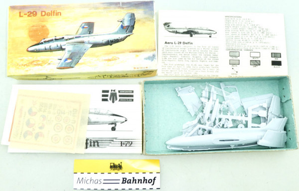 KOVOZAVODY L-29 Delfin Bausatz ungebaut 1:72 OVP LD2 å